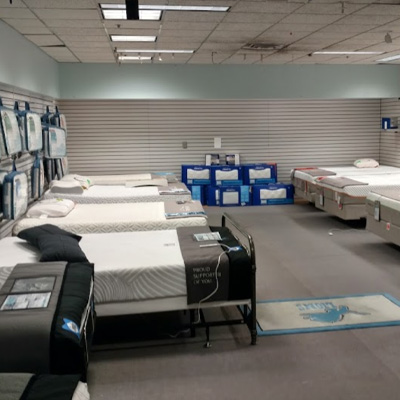 Lansing ABC Warehouse inner store image 2